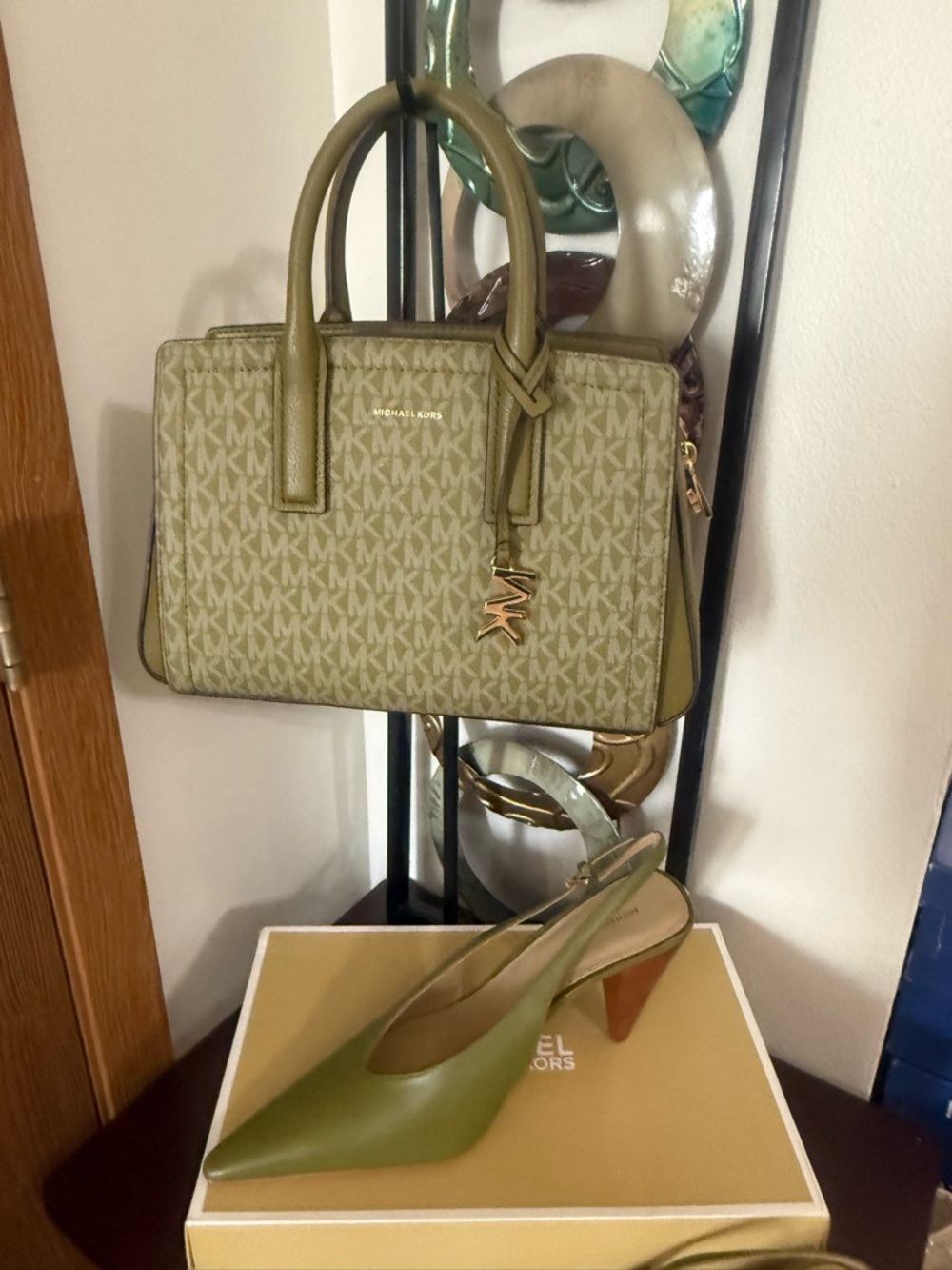 MICHAEL KORS PistachioGreen Pointed-Toe Slingback Heels with Wood-Tone Cone Heel - Picture 4 of 8